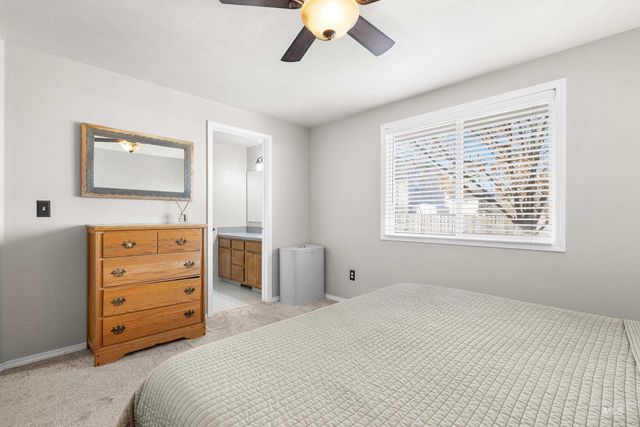 4735 S Rawhide Ave, Boise, ID 83709