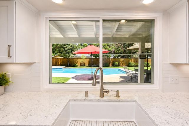 3230 W Alluvial Avenue, Fresno, CA 93711