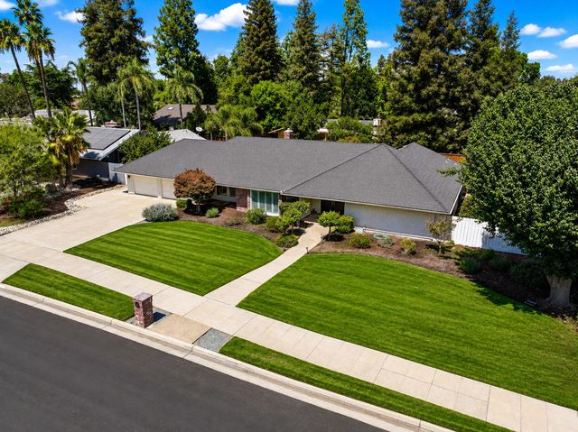 3230 W Alluvial Avenue, Fresno, CA 93711