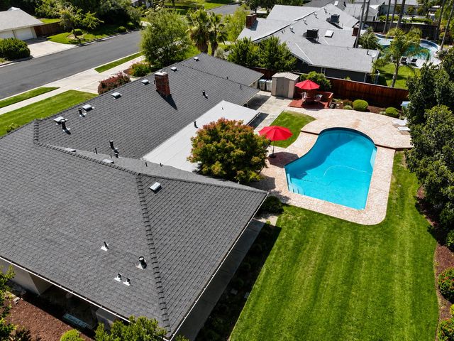 3230 W Alluvial Avenue, Fresno, CA 93711
