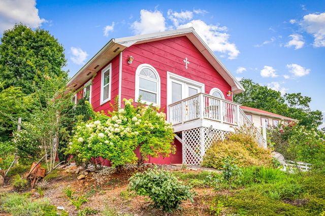 53 Fox Run, Blue Ridge, GA 30513
