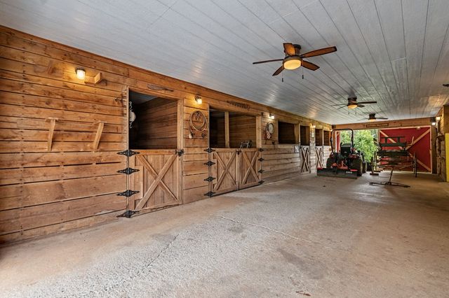 53 Fox Run, Blue Ridge, GA 30513