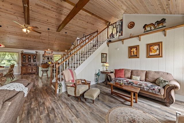 53 Fox Run, Blue Ridge, GA 30513