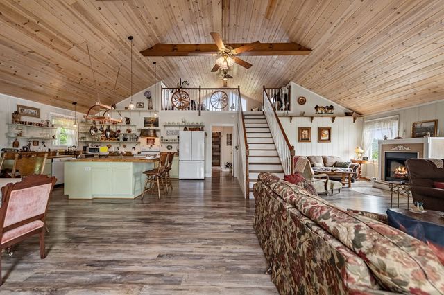 53 Fox Run, Blue Ridge, GA 30513