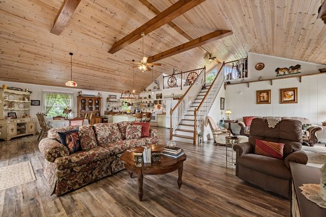 53 Fox Run, Blue Ridge, GA 30513