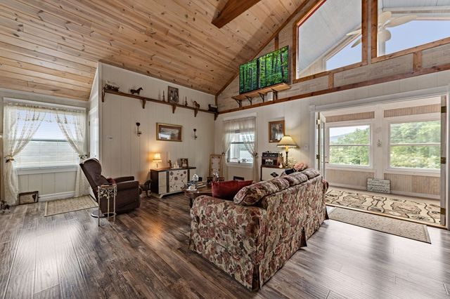 53 Fox Run, Blue Ridge, GA 30513