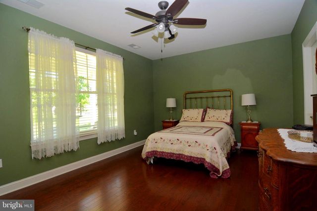 218 WILSHIRE BLVD, Swedesboro, NJ 08085