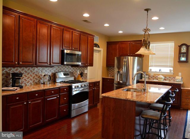 218 WILSHIRE BLVD, Swedesboro, NJ 08085