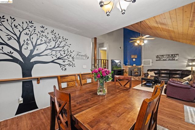 17851 Robin Rd, Twain Harte, CA 95383
