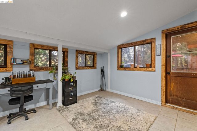 17851 Robin Rd, Twain Harte, CA 95383