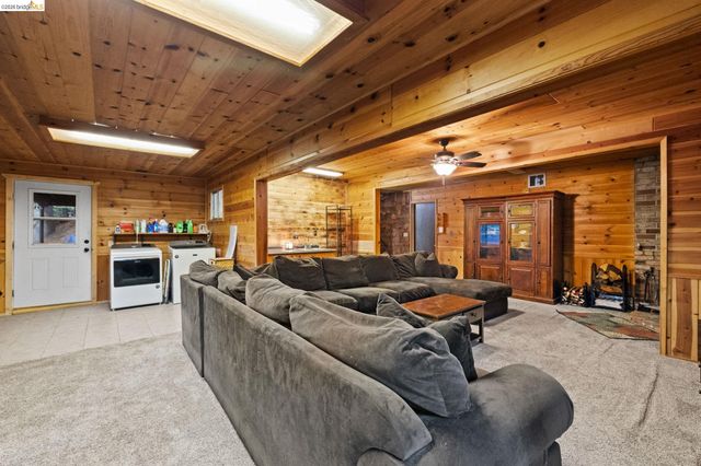17851 Robin Rd, Twain Harte, CA 95383