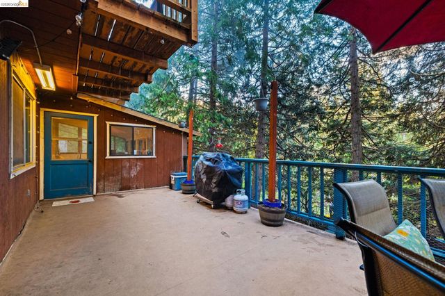 17851 Robin Rd, Twain Harte, CA 95383
