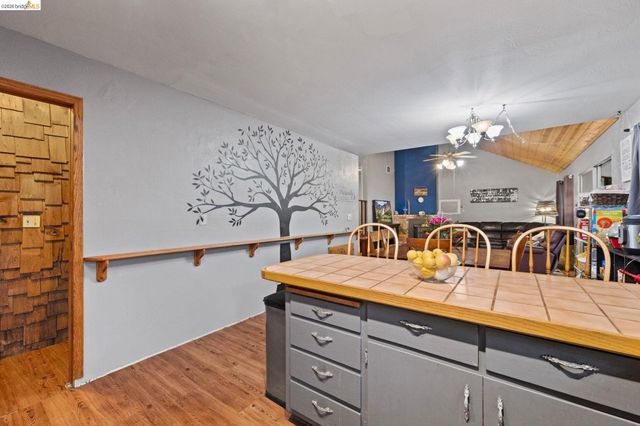 17851 Robin Rd, Twain Harte, CA 95383
