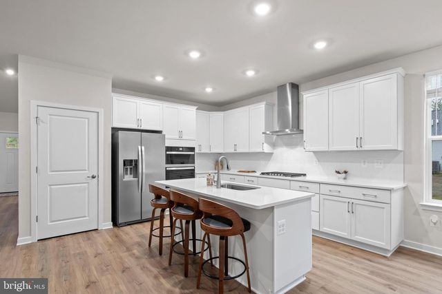 882 RESORT BLVD, Dover, DE 19904