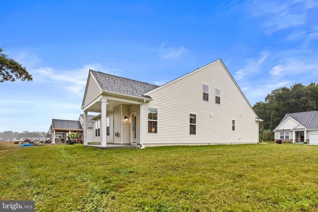 882 RESORT BLVD, Dover, DE 19904