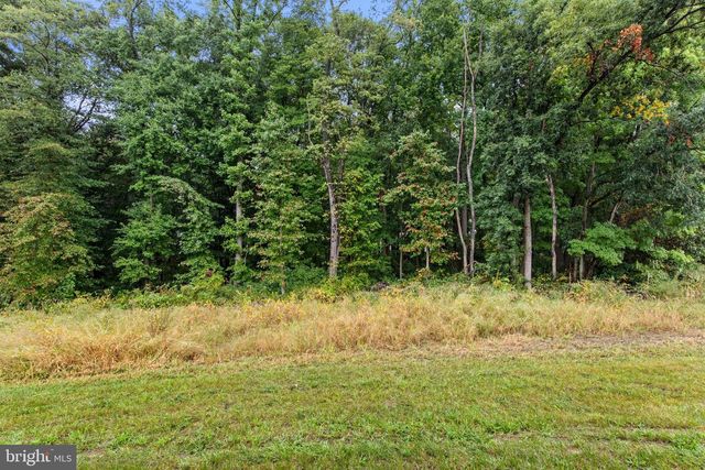 882 RESORT BLVD, Dover, DE 19904