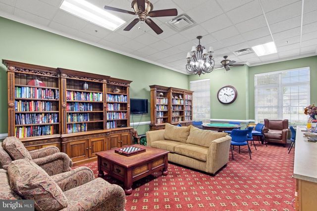 882 RESORT BLVD, Dover, DE 19904