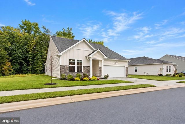 882 RESORT BLVD, Dover, DE 19904