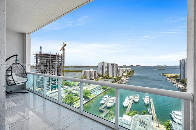 7900 Harbor Island Dr PH14, North Bay Village, FL 33141