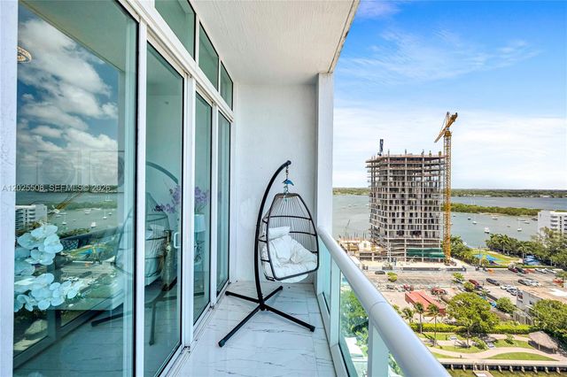 7900 Harbor Island Dr PH14, North Bay Village, FL 33141