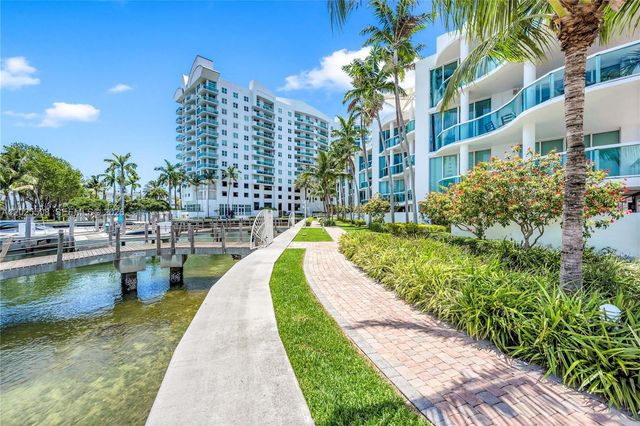 7900 Harbor Island Dr PH14, North Bay Village, FL 33141