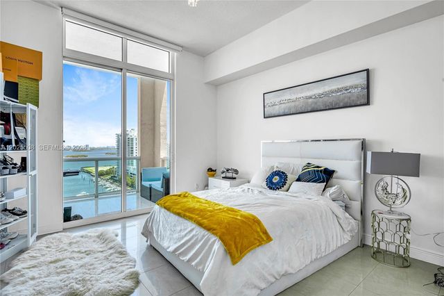7900 Harbor Island Dr PH14, North Bay Village, FL 33141