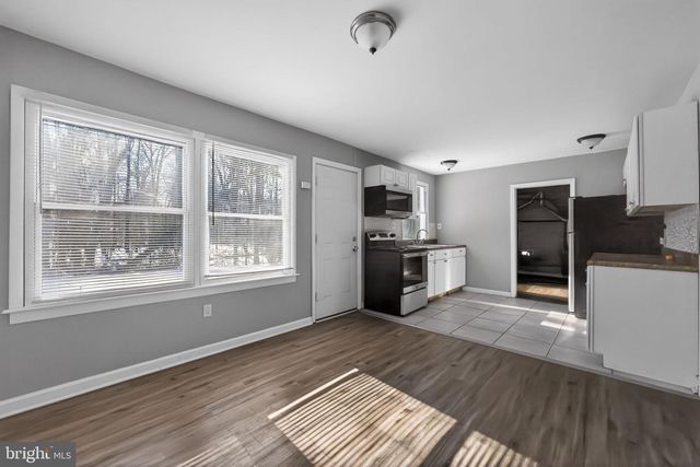 17 BONNIE LN, Willingboro, NJ 08046