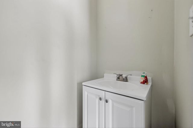 17 BONNIE LN, Willingboro, NJ 08046