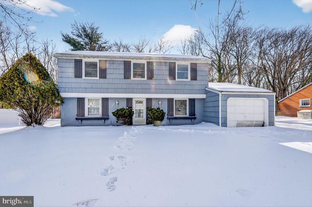 17 BONNIE LN, Willingboro, NJ 08046