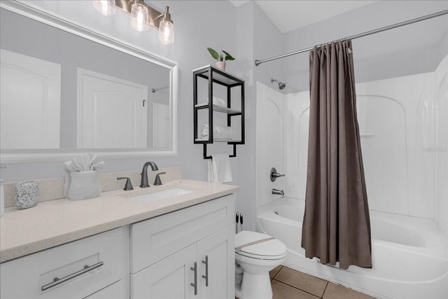 2479 CARAVELLE CIRCLE, Kissimmee, FL 34746