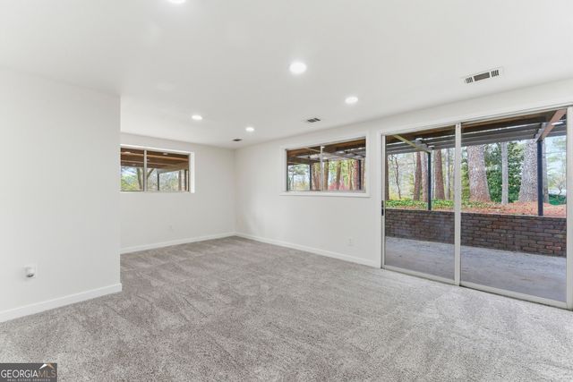 1255 Cedar Park Circle, Stone Mountain, GA 30083