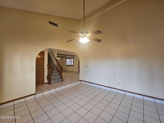 11741 ROGER CHAFFEE Lane, El Paso, TX 79936