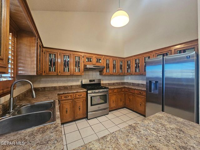 11741 ROGER CHAFFEE Lane, El Paso, TX 79936