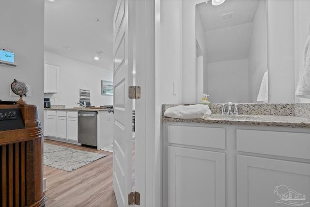 1587 Iroquois Ct, Pensacola, FL 32534