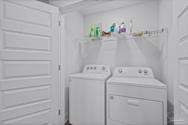 1587 Iroquois Ct, Pensacola, FL 32534