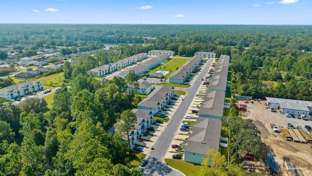 1587 Iroquois Ct, Pensacola, FL 32534