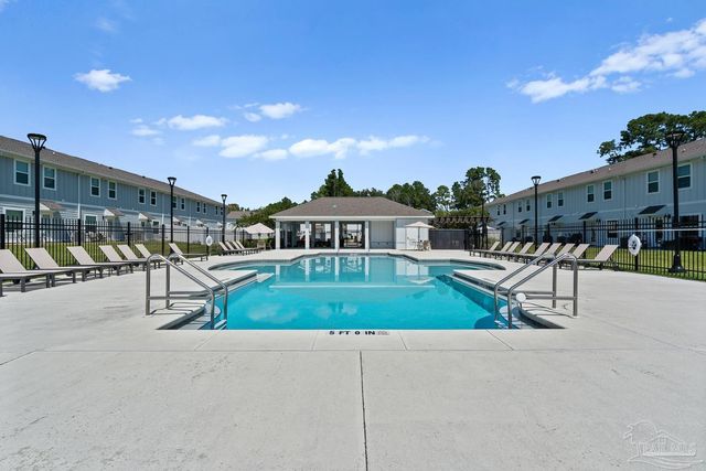 1587 Iroquois Ct, Pensacola, FL 32534