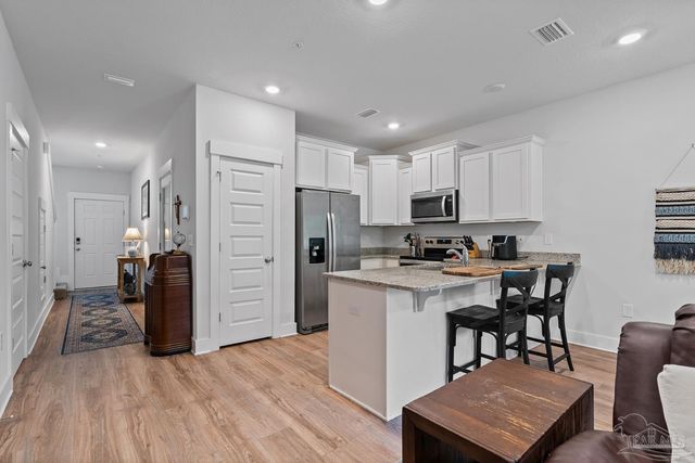 1587 Iroquois Ct, Pensacola, FL 32534