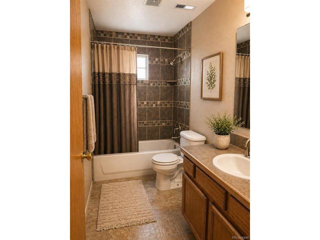 1048 Tierra Ln 201, Fort Collins, CO 80521