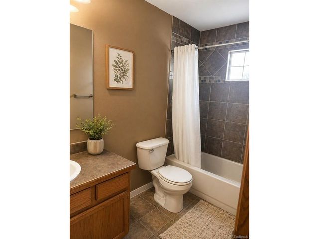 1048 Tierra Ln 201, Fort Collins, CO 80521