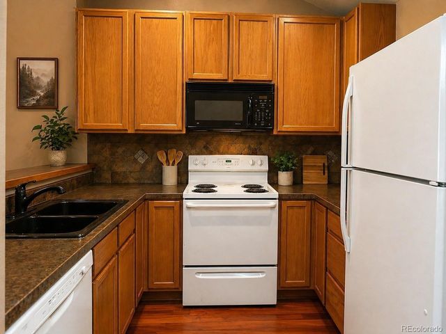 1048 Tierra Ln 201, Fort Collins, CO 80521