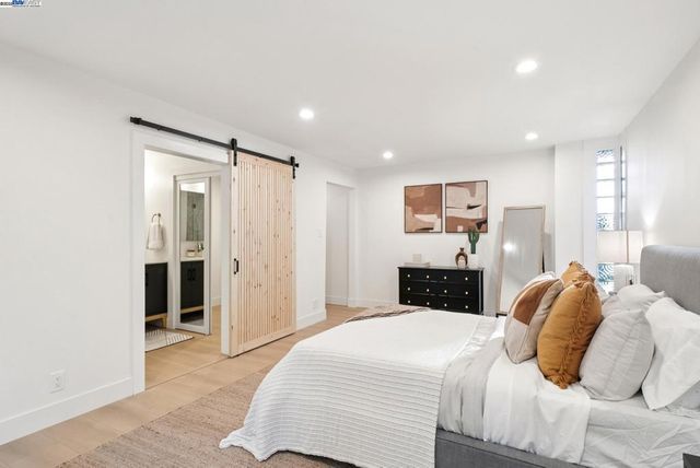 201 201 Amherst Ave, Kensington, CA 94708