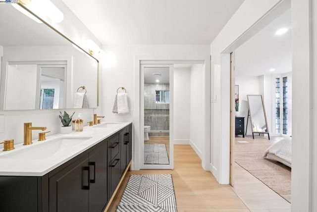 201 201 Amherst Ave, Kensington, CA 94708