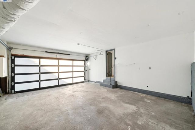 201 201 Amherst Ave, Kensington, CA 94708