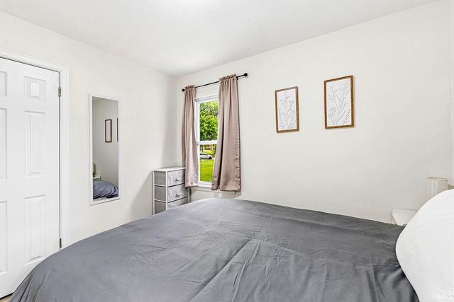 1310 Chalfant Street, South Bend, IN 46617