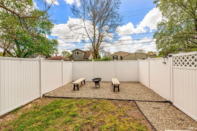 1310 Chalfant Street, South Bend, IN 46617