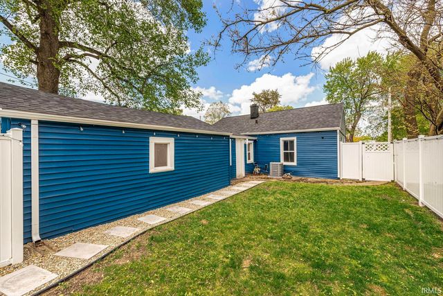 1310 Chalfant Street, South Bend, IN 46617
