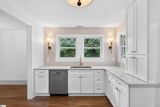 108 Beechwood Avenue, Greenville, SC 29607