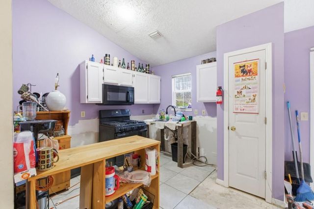 85 SETTLERS MILL Run, Hiram, GA 30141