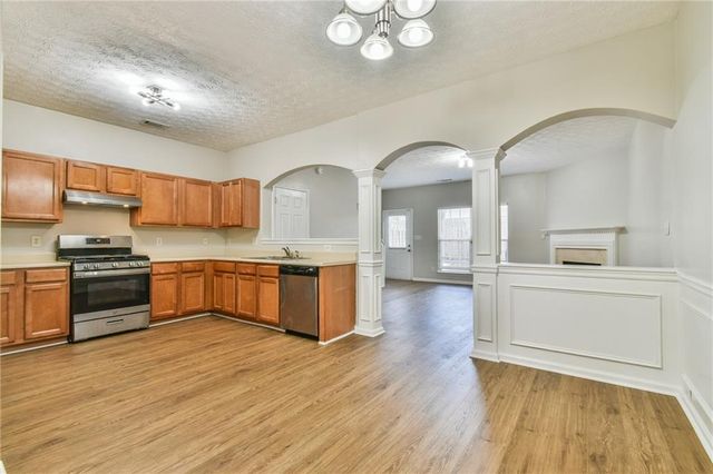 2529 Emma Way, Lawrenceville, GA 30044